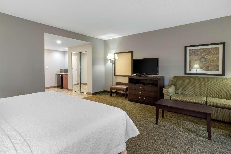 Hampton Inn Mebane - photo 67