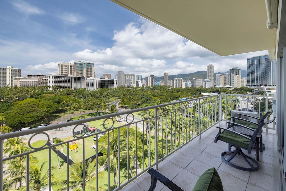 Waikiki Shore By Outrigger - photo 189
