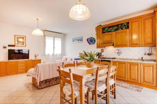 Villetta a 2 Passi Dal Mare Con Free Parking E Wi Fi — 4-Star Luxury Hotel in Cervia, Italy