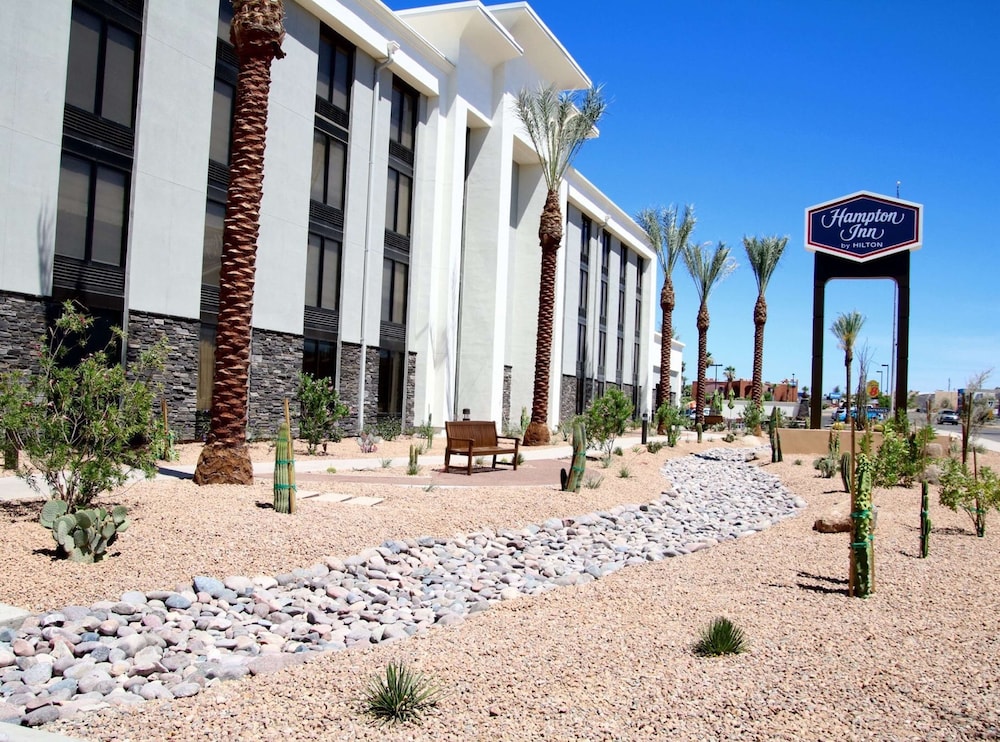 Hampton Inn Lake Havasu City - photo 31