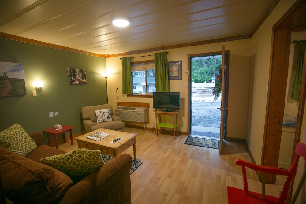 Outside Inn - photo 172