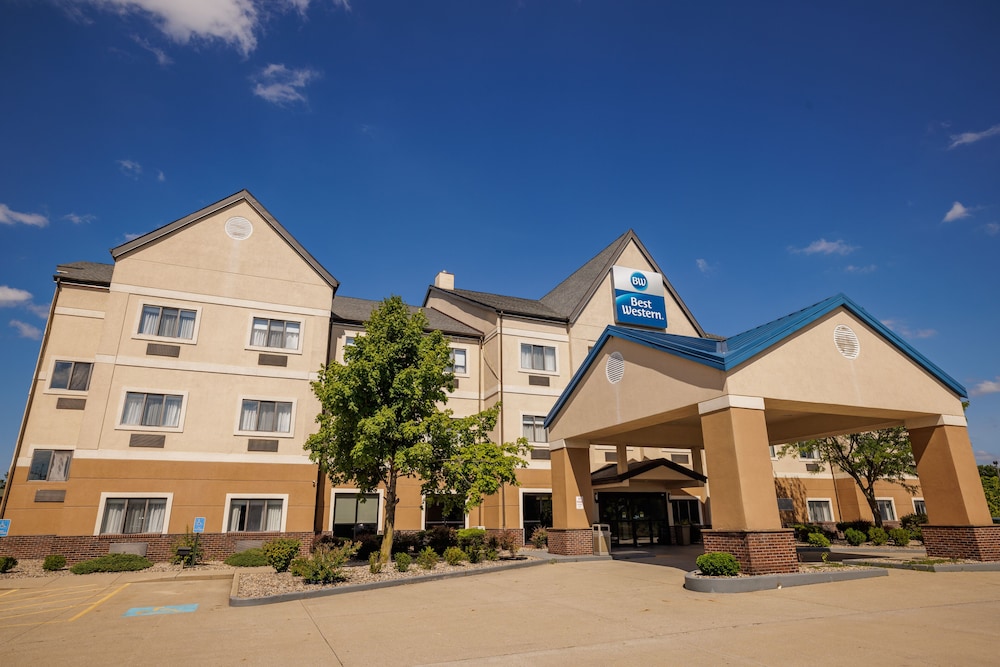 Best Western Elkhart Inn & Suites - photo 37