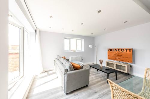 Luxury Pent House Apartment Central 6 Guests — 4-Star Luxury Hotel in Abingdon, United Kingdom