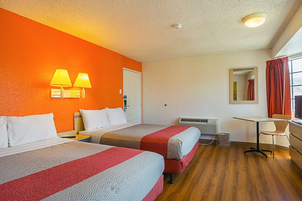 Motel 6 Yuma AZ East - photo 12