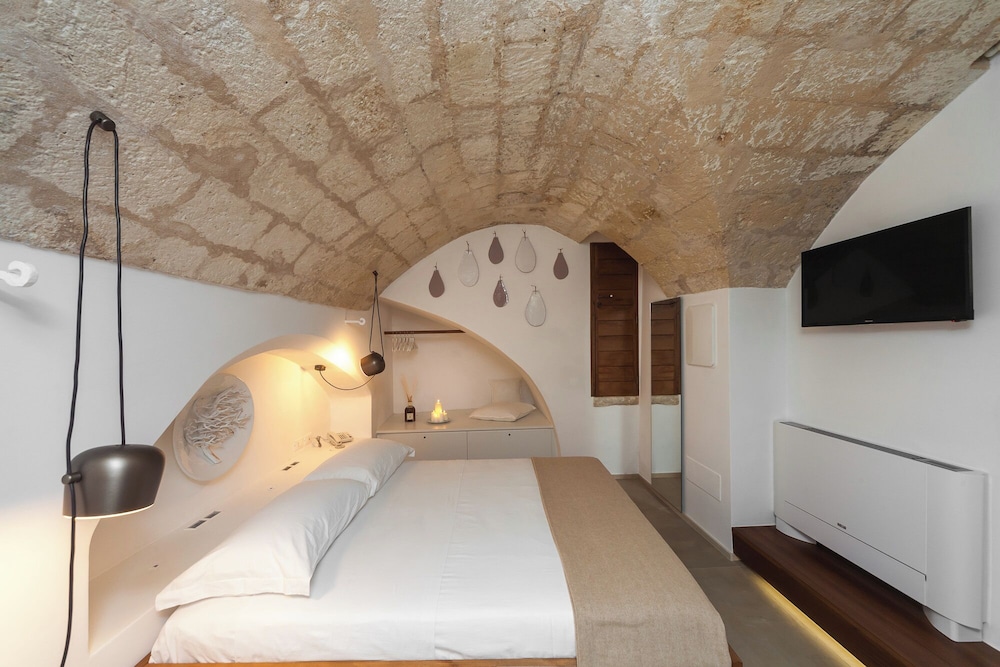 Palazzo Fiscaiolo - last minute hotel in Monopoli