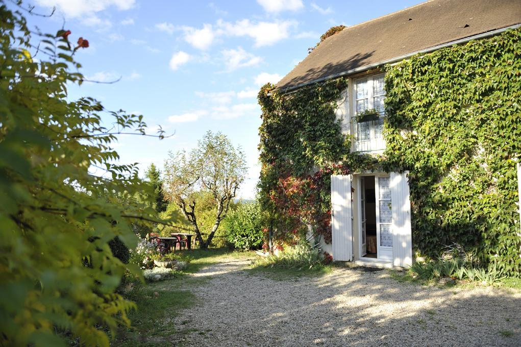 Le Compostelle - carbon neutral hotel in Unknown City