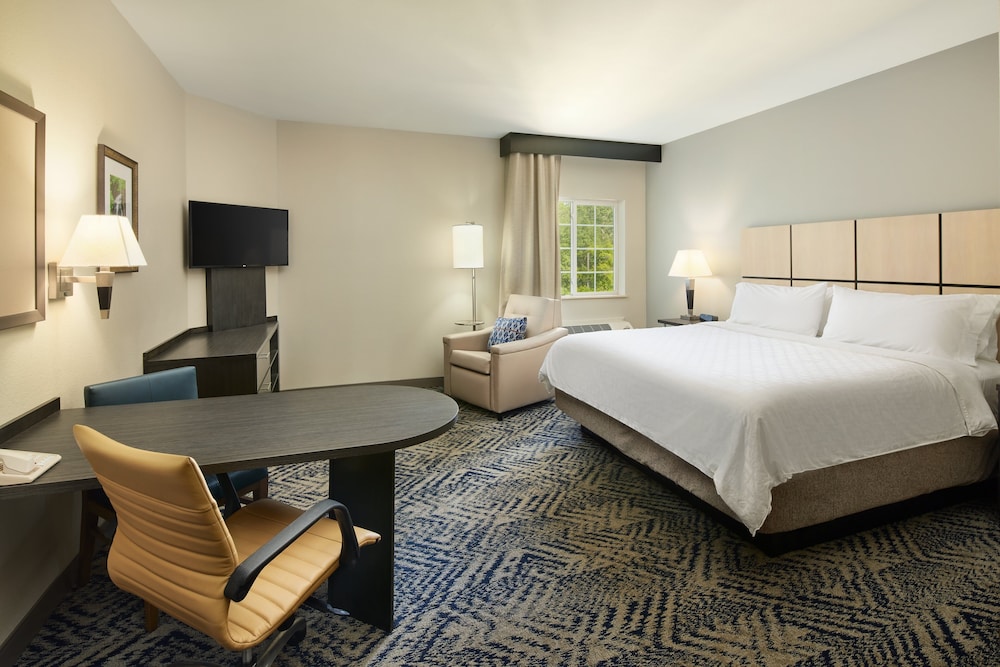 Candlewood Suites I 26 at Northwoods Mall by IHG - photo 16