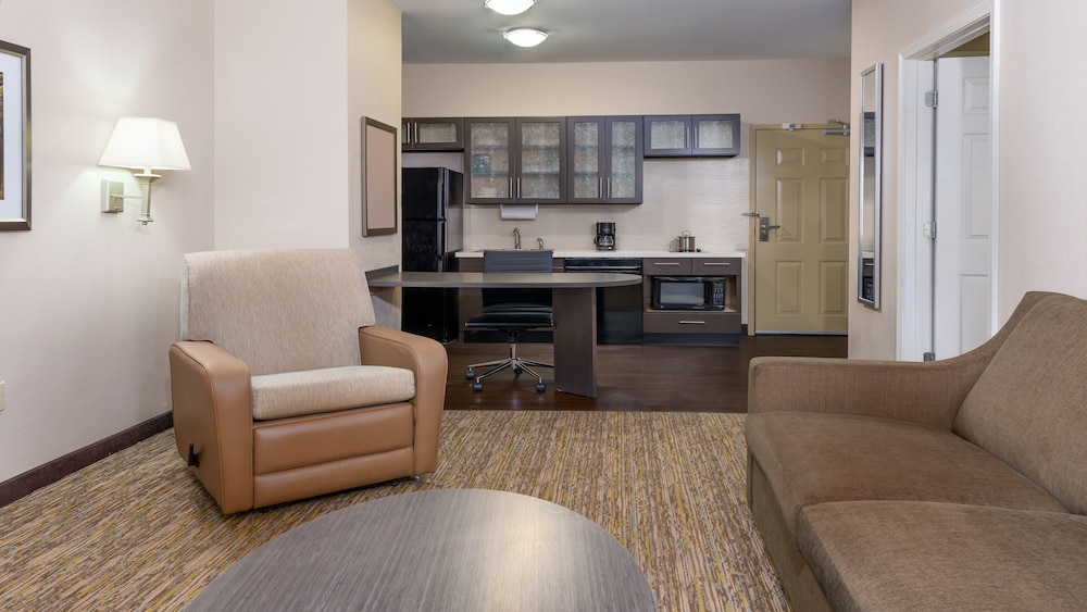 Candlewood Suites Athens by IHG - photo 10