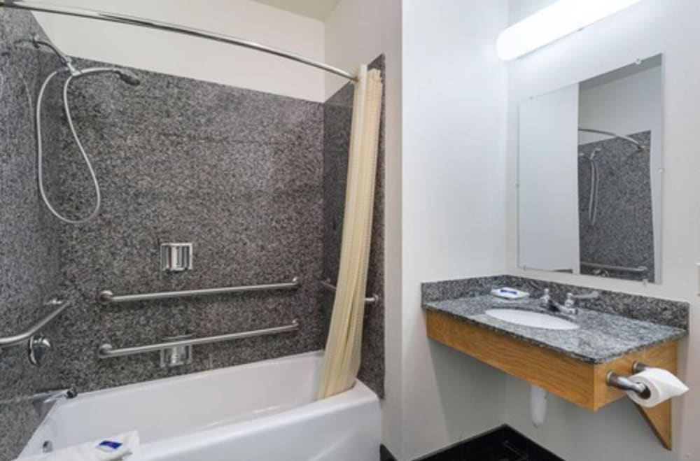 Budget Inn and Suites Texas - photo 27