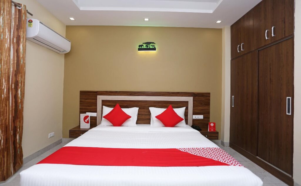 Oyo 23659 Faris Residency Grg1