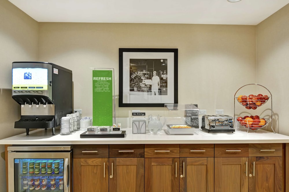 Hampton Inn & Suites Tucson Marana - photo 35