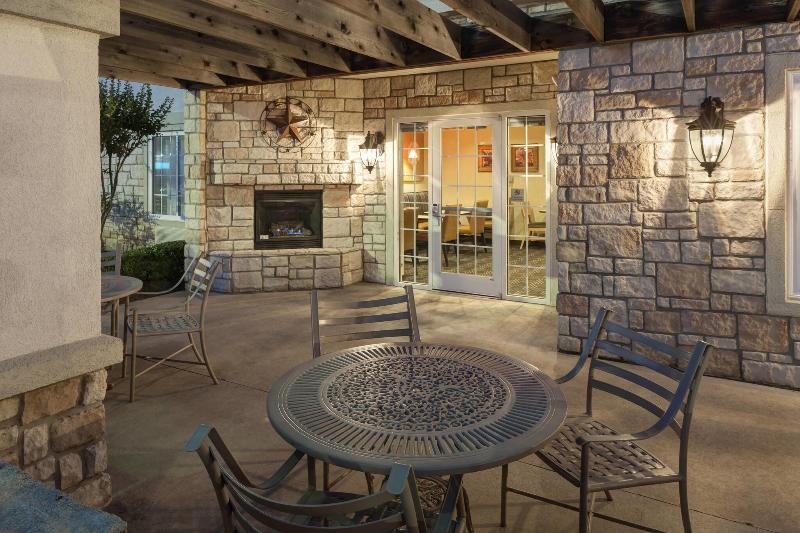 TownePlace Suites by Marriott Texarkana - photo 4