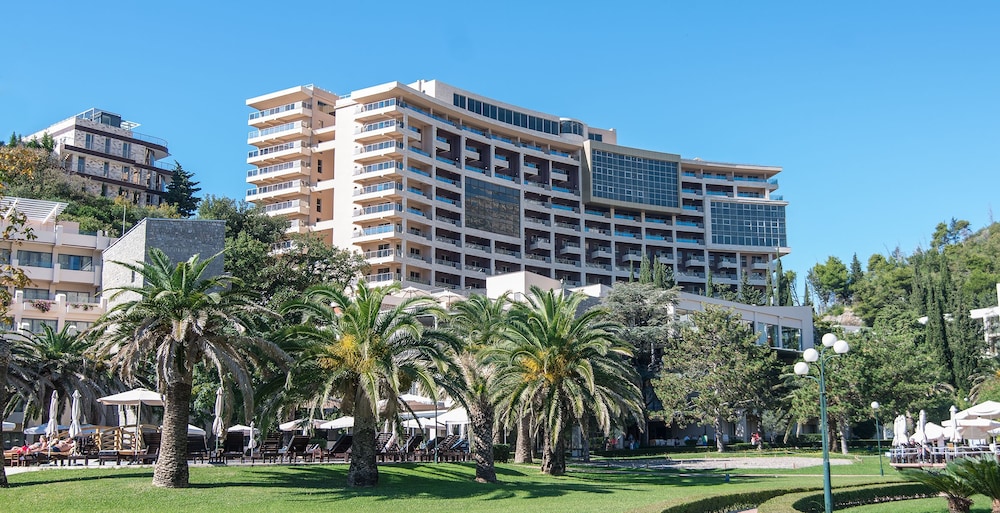 Harmonia Colours — 4-Star Luxury Hotel in Budva, Montenegro