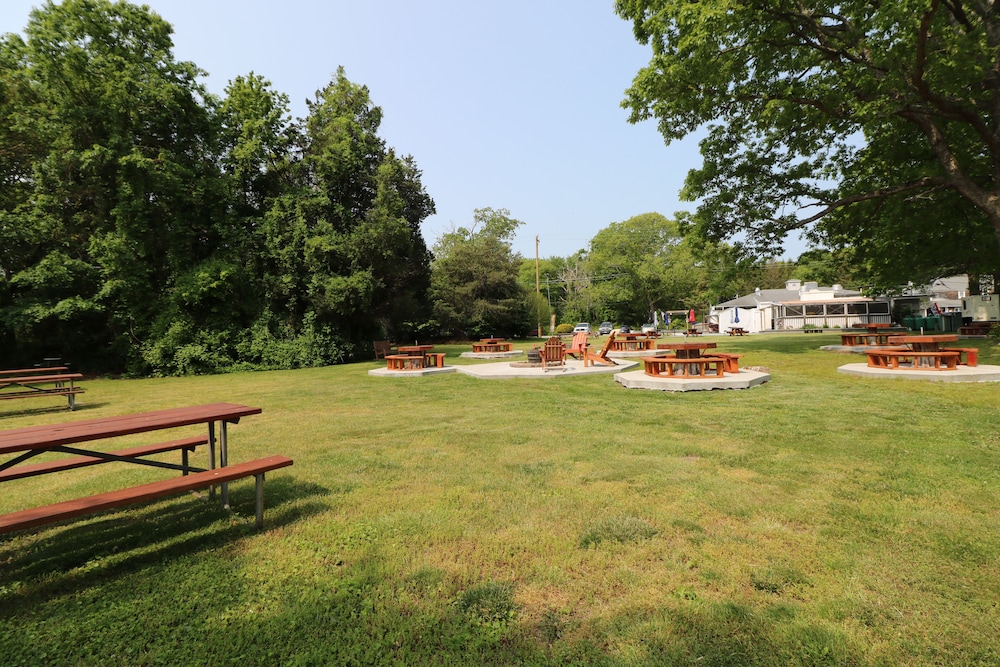 Hamilton Village Inn - photo 53