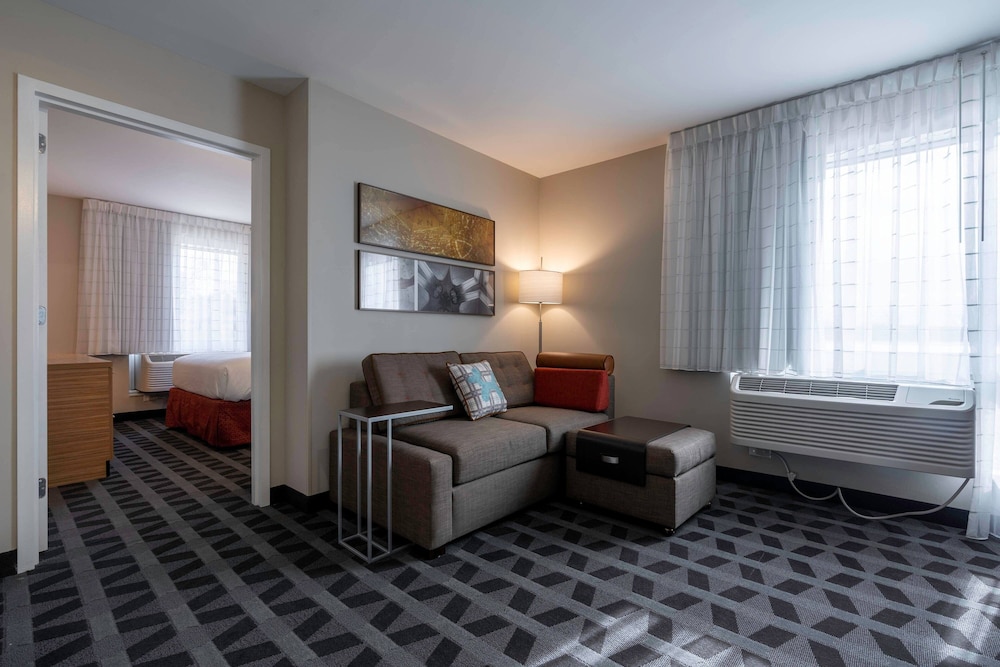 TownePlace Suites by Marriott Clinton - photo 9