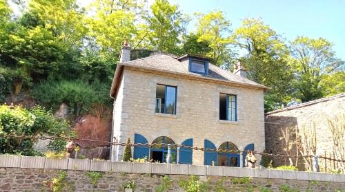 Les Bords De Rance — Dinan