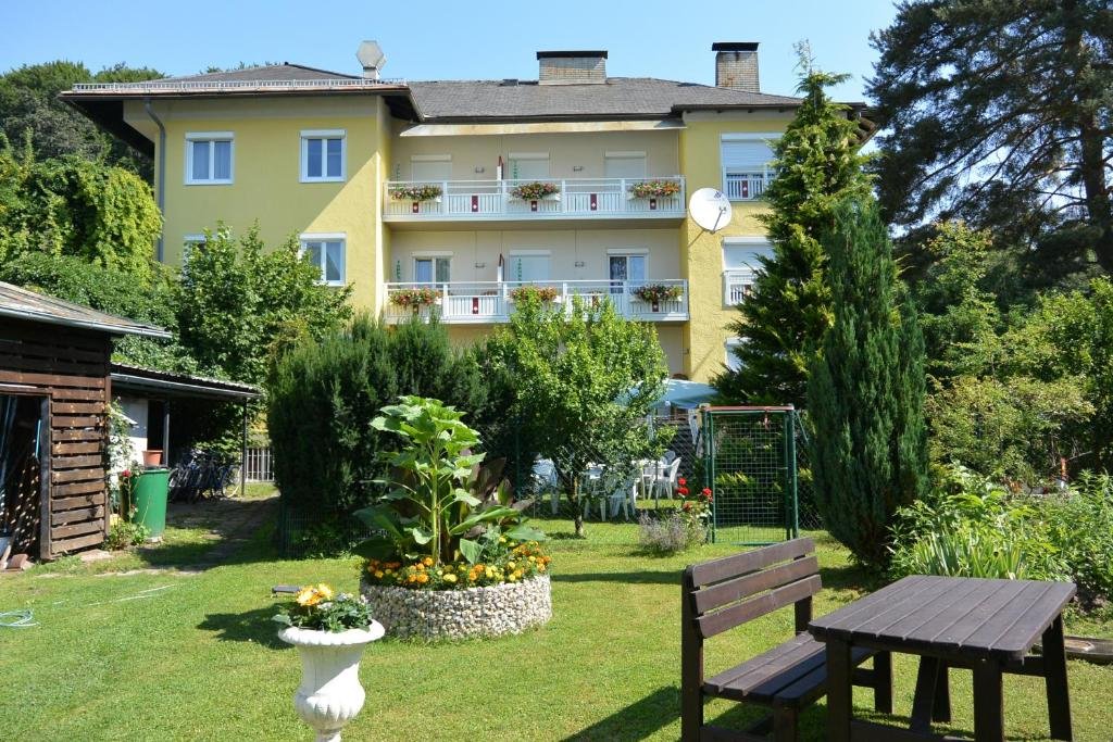 Kirchenwirt — hotel in Velden Am Woerthersee