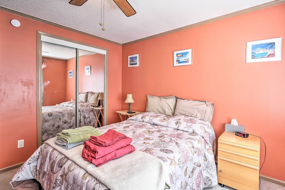 Surfside Beach Home with Resort Perks Walk To Beach - photo 15