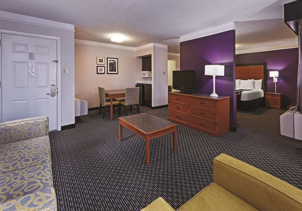 La Quinta Inn by Wyndham and Conference Center San Angelo - photo 40