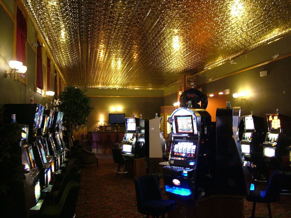 Martin & Mason Hotel - photo 26