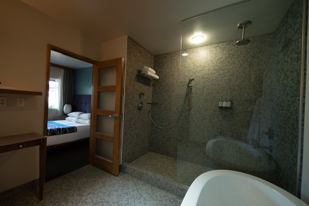 Modern Hotel - photo 57
