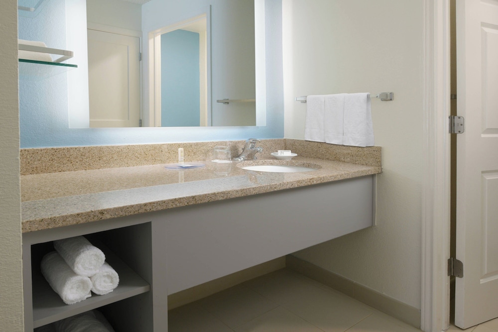 Residence Inn by Marriott Addison - photo 11