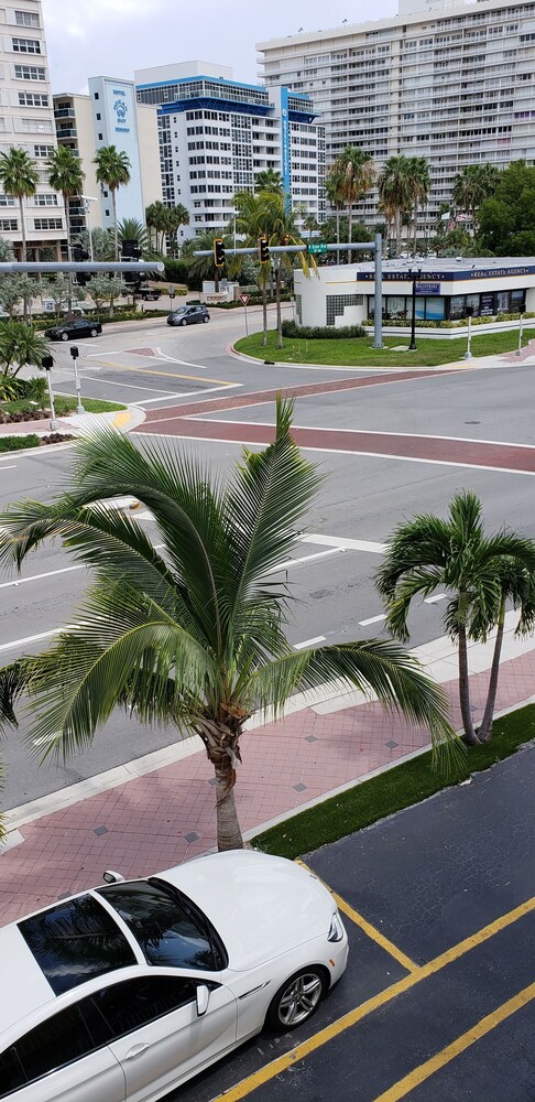 Ocean Mile Hotel - photo 42