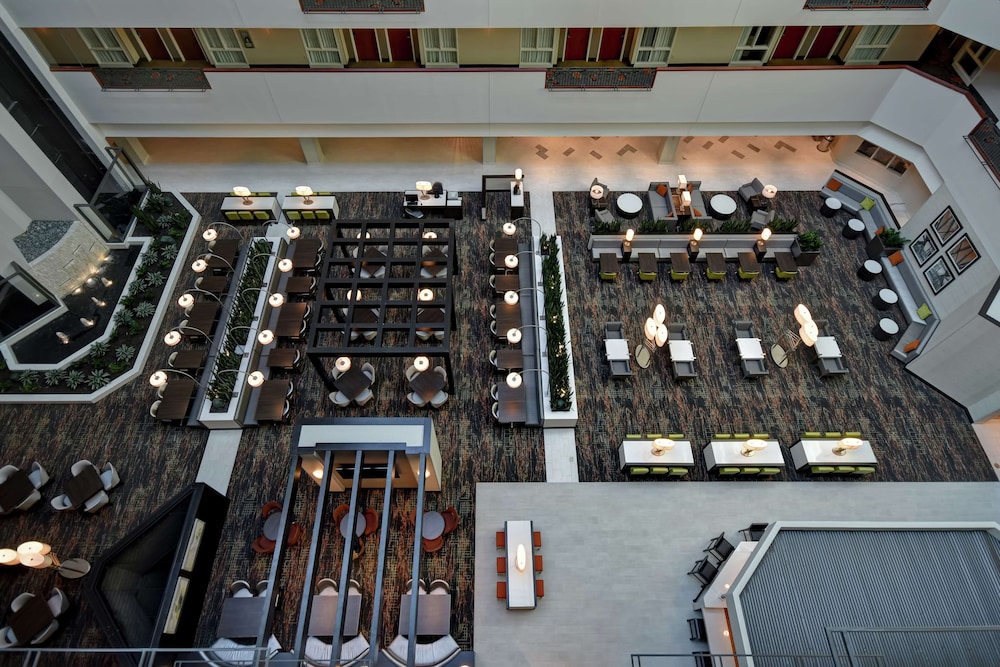 Embassy Suites Little Rock - photo 11
