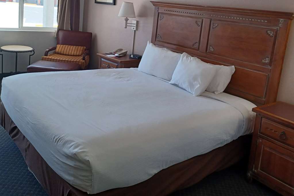 Howard Johnson by Wyndham Springerville - photo 10