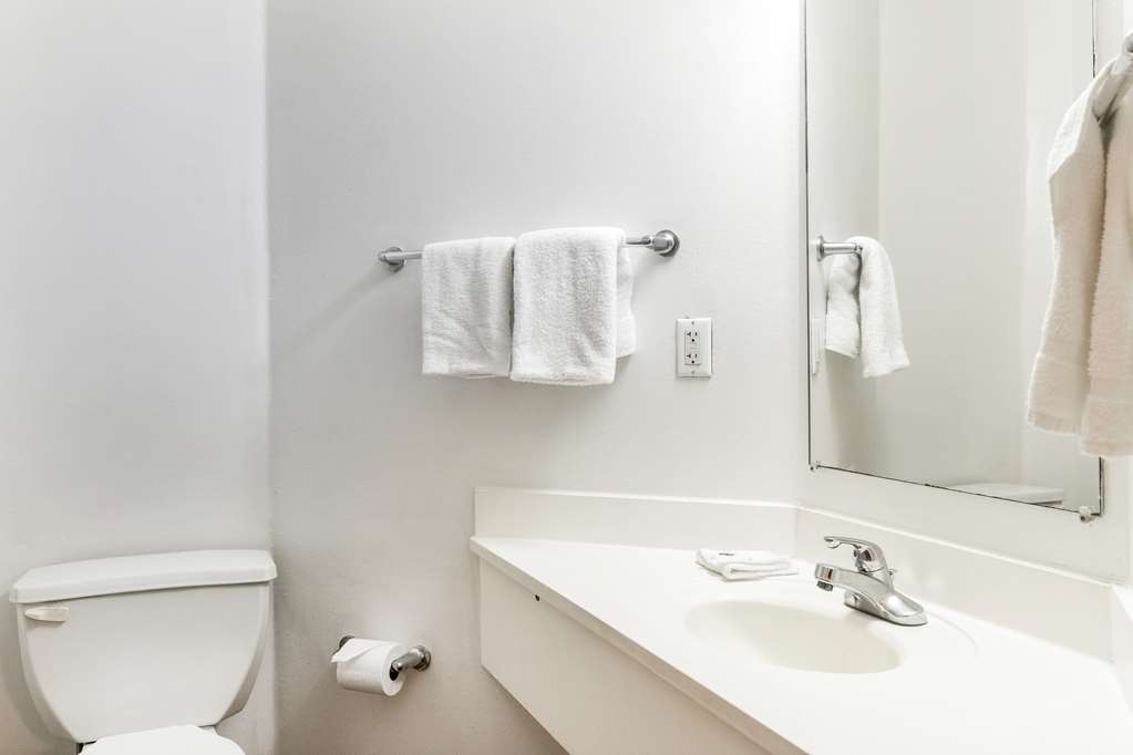 Motel 6 Newport TN - photo 21