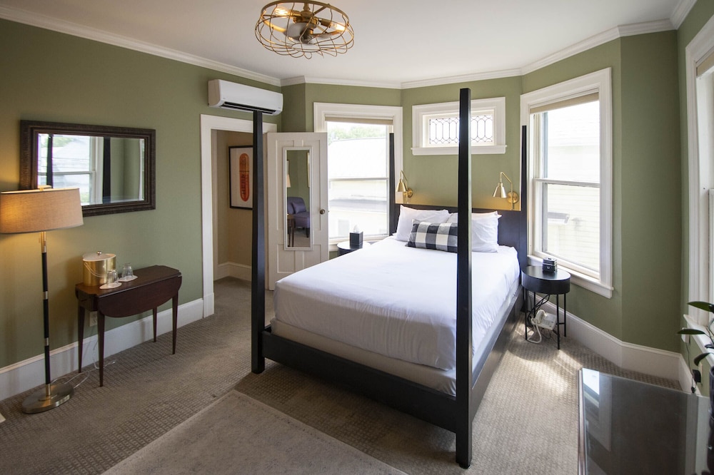 Swift House Inn - photo 44