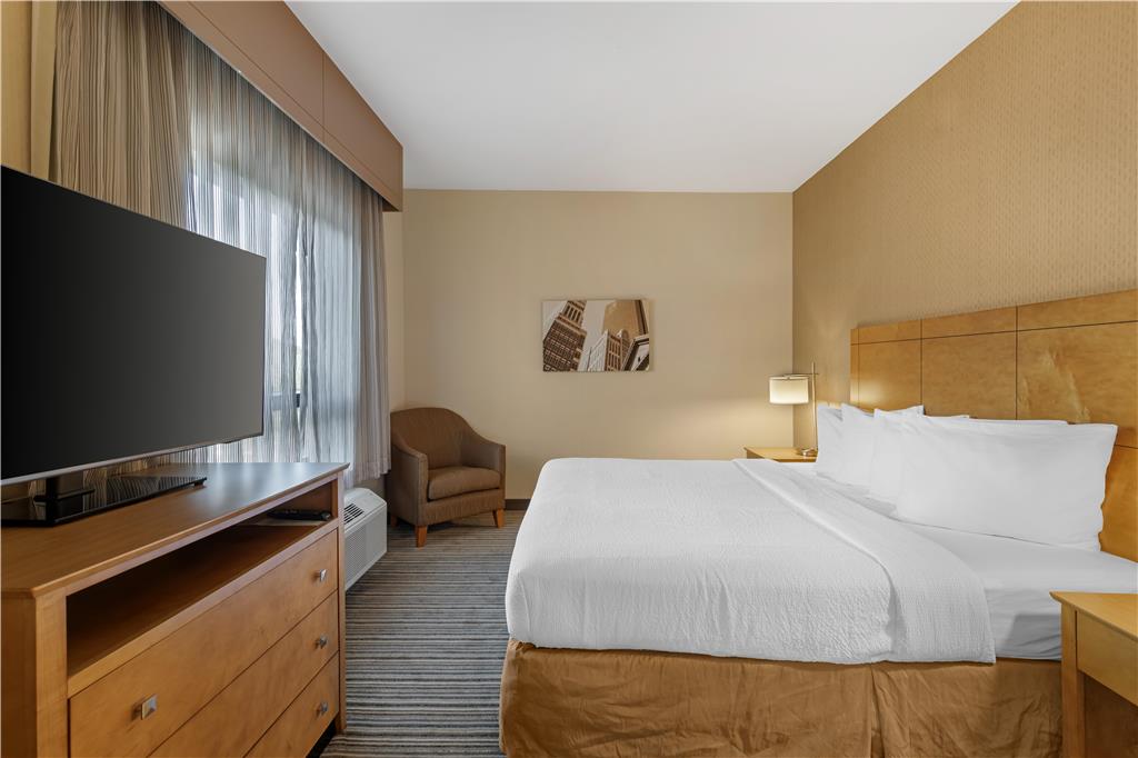 Best Western Royal Plaza Hotel & Trade Center - photo 70