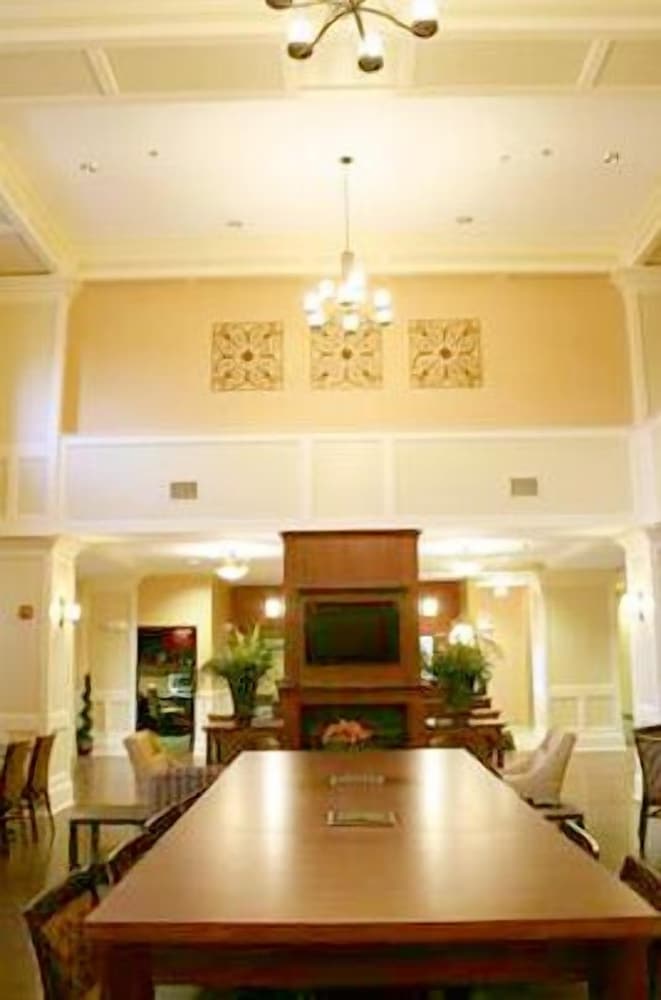 Hampton Inn & Suites Sevierville @ Stadium Drive - photo 34