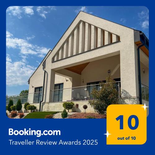 Aszúvilág Rezidencia with Sauna & Jacuzzi in Unknown City, Hungary