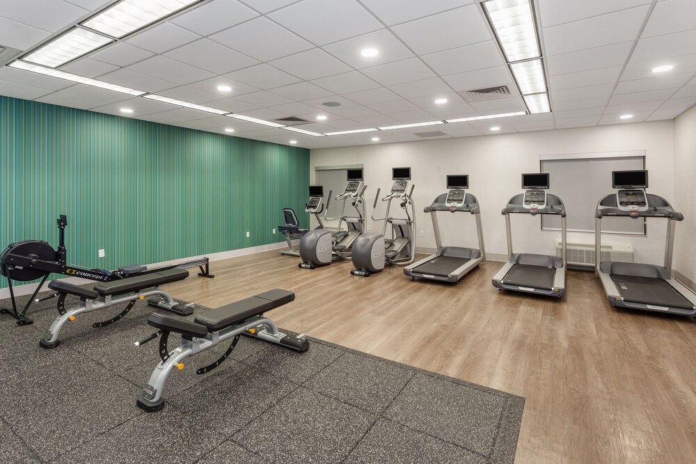Holiday Inn Express Hotel & Suites Providence Woonsocket by IHG - photo 17