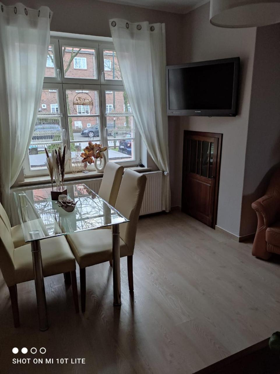 Ferienwohnung Henny — 4-Star Luxury Hotel in Wismar, Germany