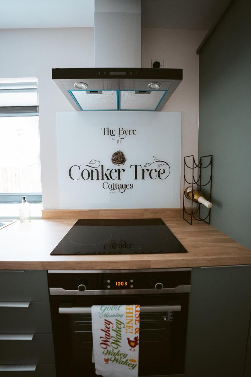 The Byre at Conker Tree Cottages — 4-Star Luxury Hotel in Saintfield, United Kingdom