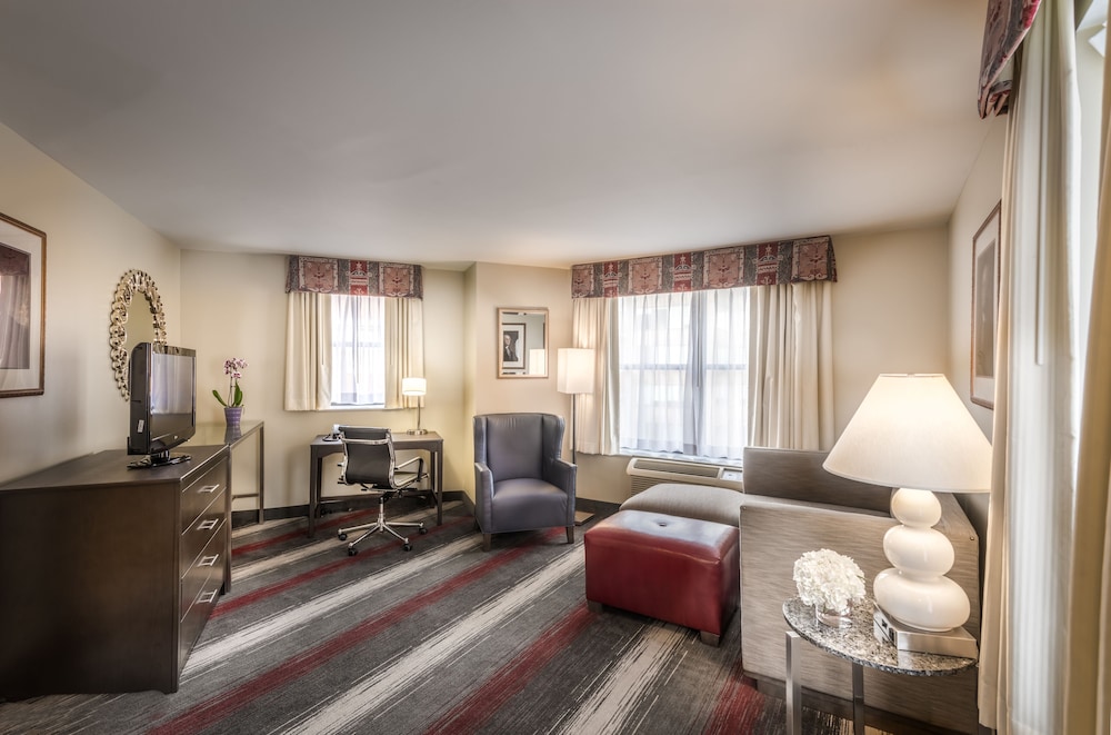 West End Washington DC Tapestry Collection by Hilton - photo 39