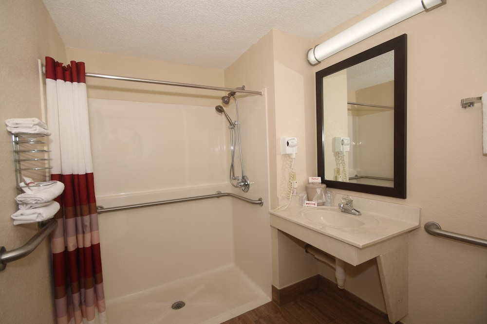 Red Roof Inn Gaffney - photo 7