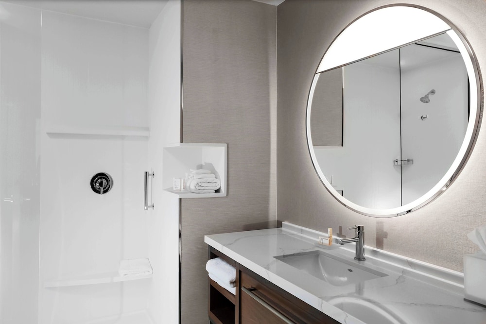 Courtyard by Marriott Thomasville Downtown - photo 14