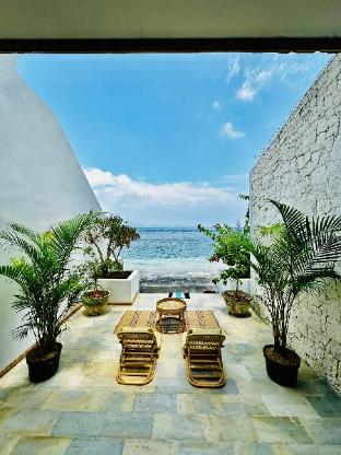 La Plage Onirique Beachfront Nusa Penida — 4-Star Luxury Hotel in Bali, Indonesia