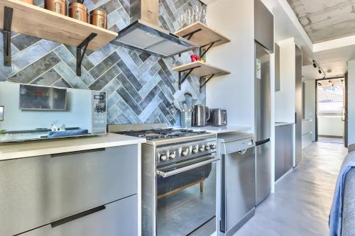 Chic Coastal Couple s Escape