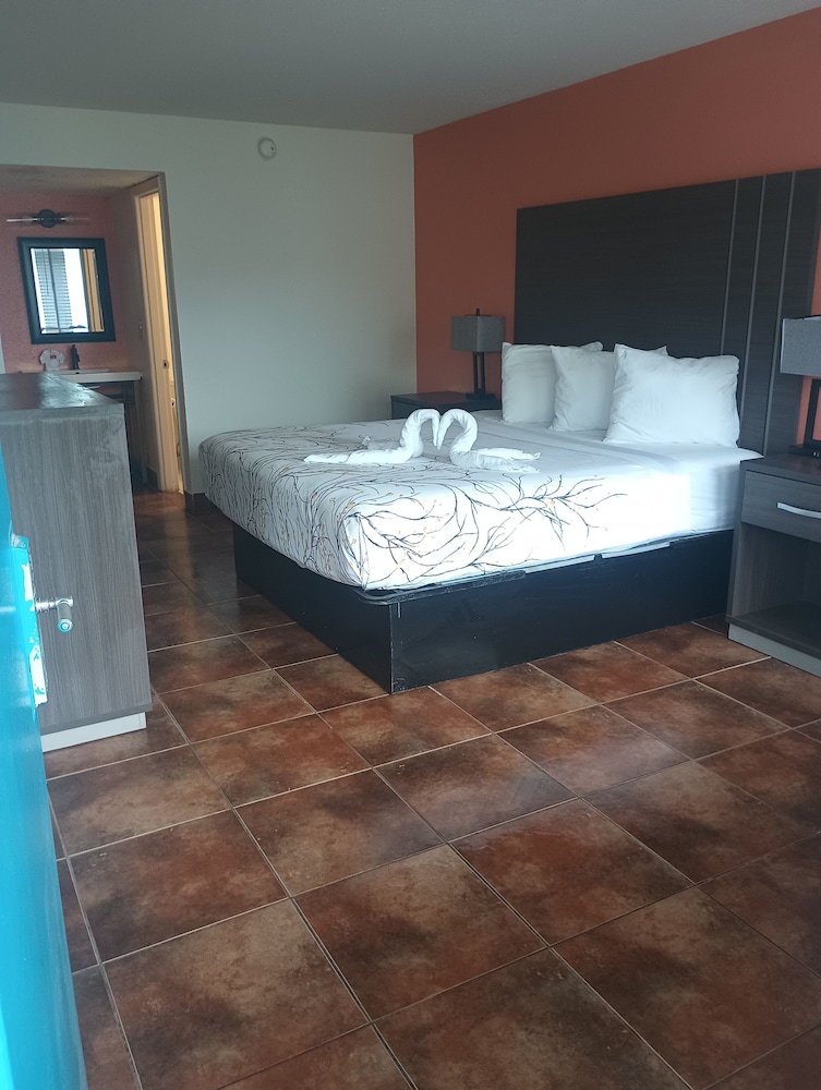 Altamonte Springs Hotel and Suites - photo 12