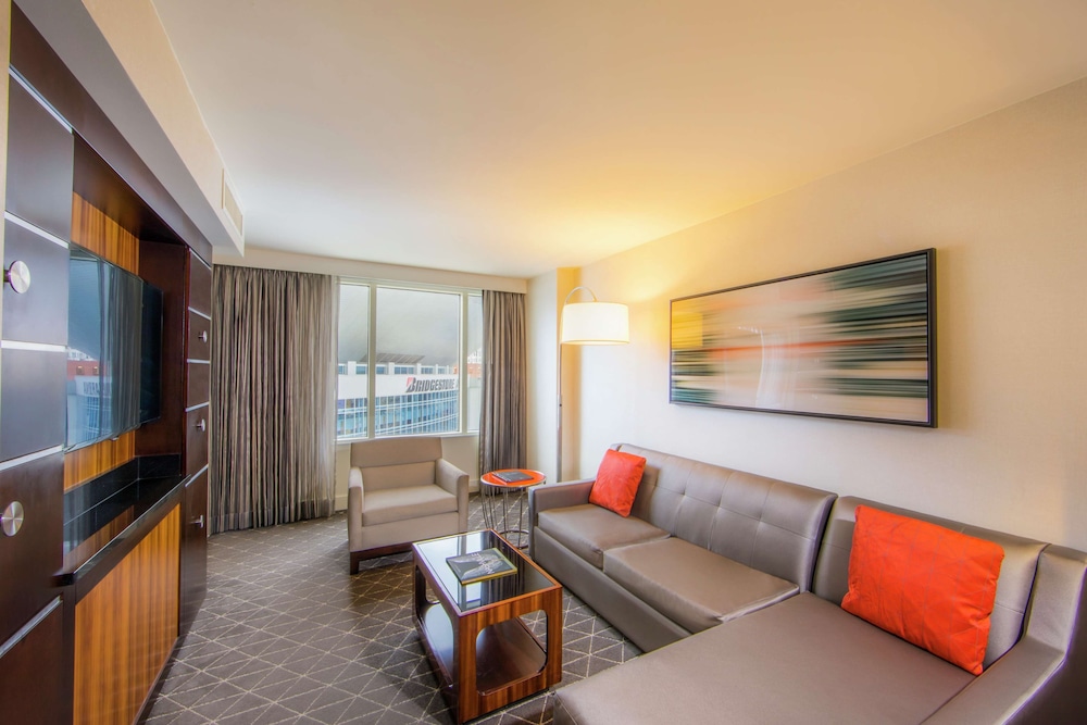 Hilton Nashville Downtown - photo 13