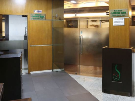 Hotel Interior/Public Areas