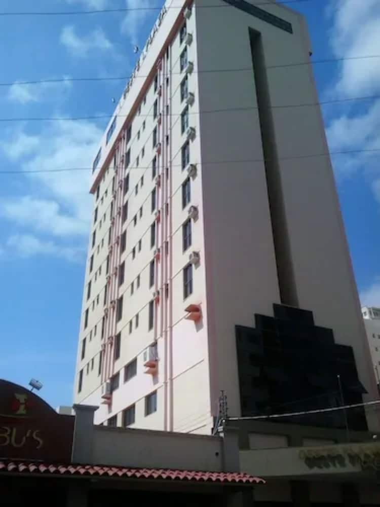 Oft Plaza Oeste Hotel in Goiania, Brasil