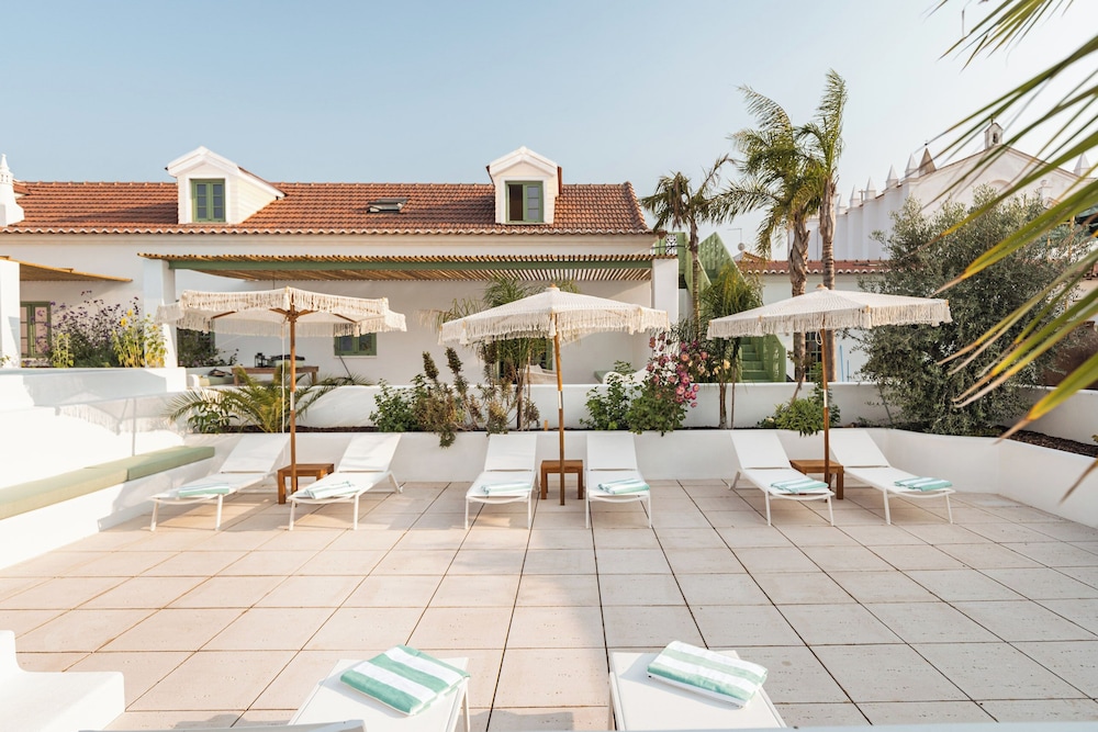 The Green House by Santiago de Alfama — 4-Star Luxury Hotel in Alvito, Portugal