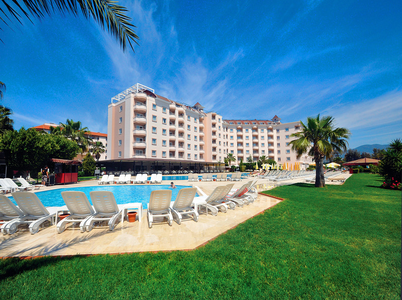 Royal Garden Suite Alanya — 4-Star Luxury Hotel in Alanya, Turkey