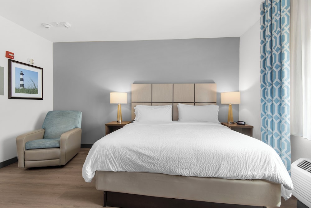 Candlewood Suites Pensacola University Area by IHG - photo 13