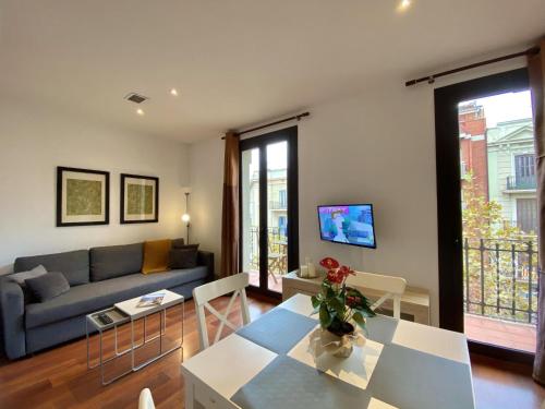 Sagrada familia apartment — 4-Star Luxury Hotel in Barcelona, Spain
